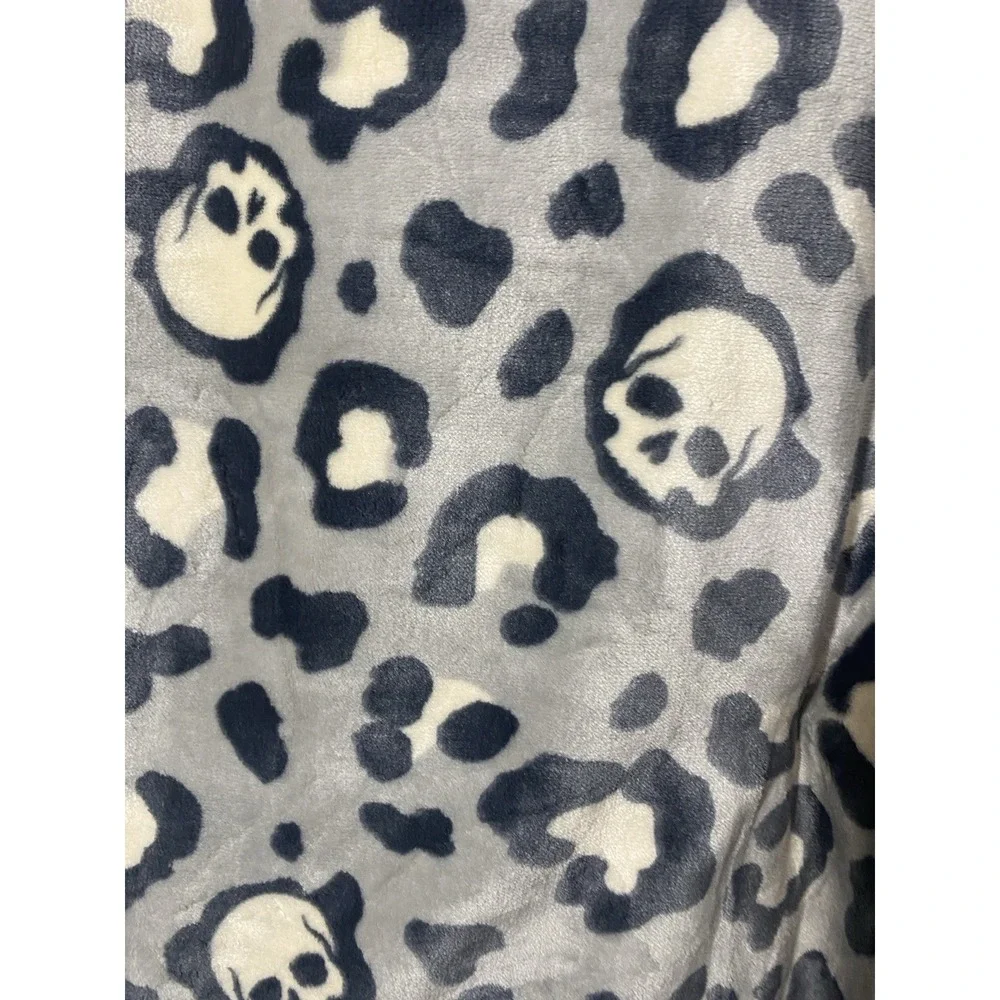 Leopard Print Oversized Plush Throw Blanket 60x70 NWT⁠ Halloween Skull Fast Ship